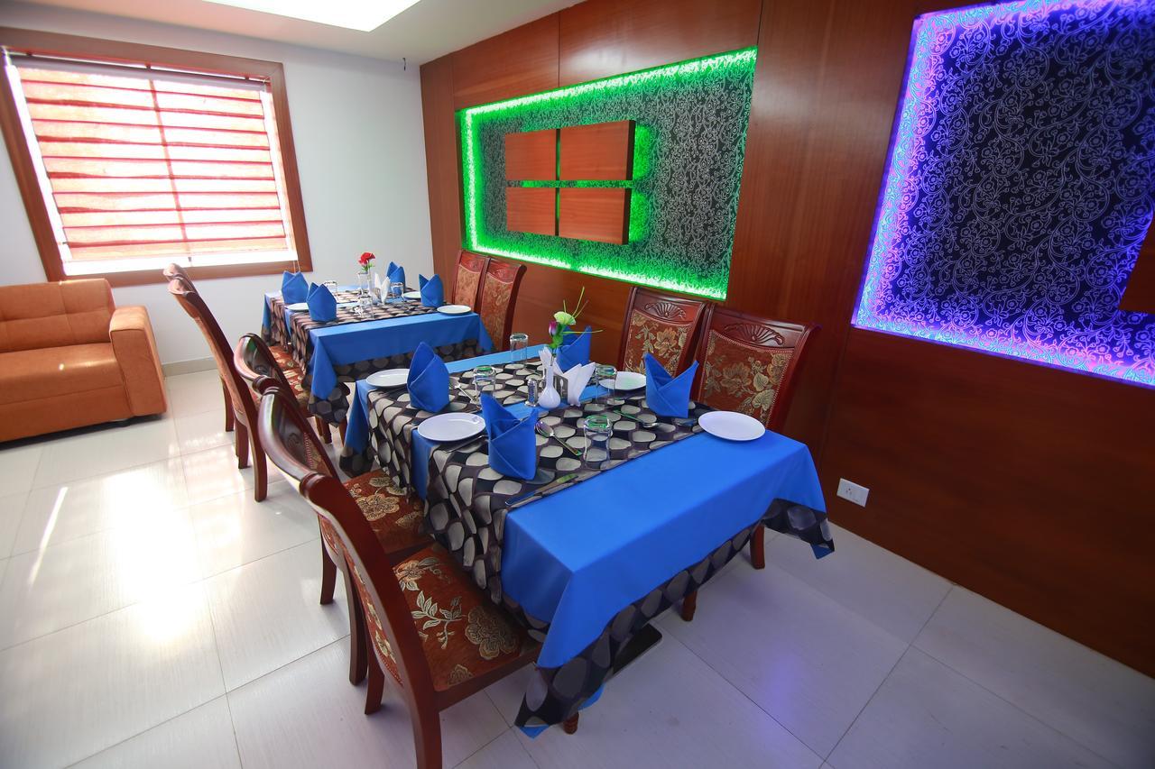 Rouba Residency Hotel Ponnāni Dış mekan fotoğraf