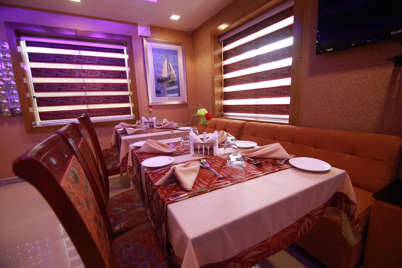 Rouba Residency Hotel Ponnāni Dış mekan fotoğraf