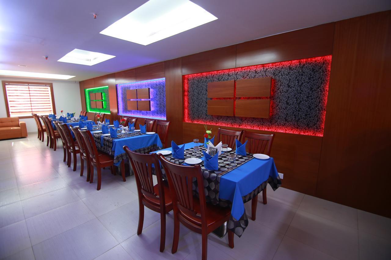 Rouba Residency Hotel Ponnāni Dış mekan fotoğraf