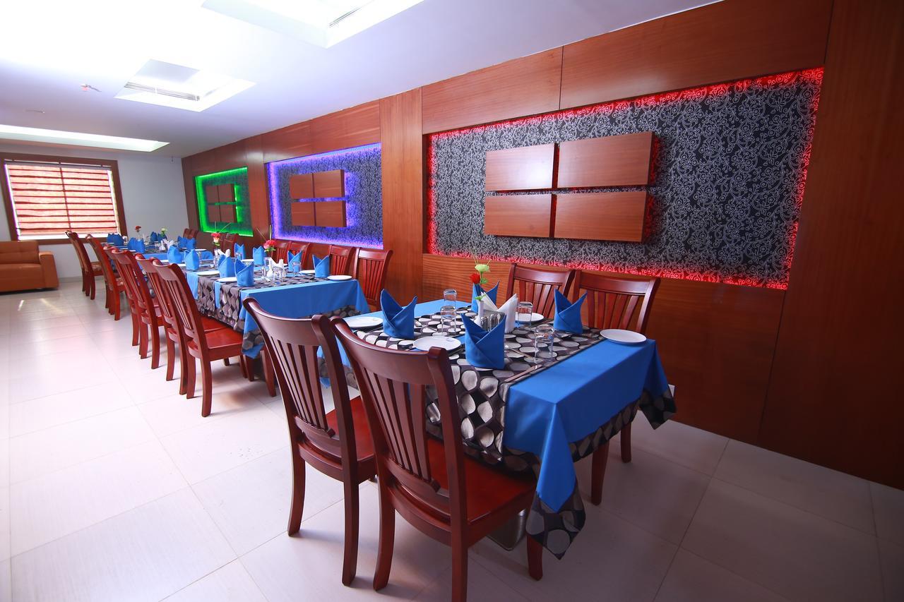 Rouba Residency Hotel Ponnāni Dış mekan fotoğraf